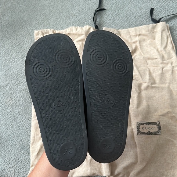 Gucci slides - Picture 4 of 5
